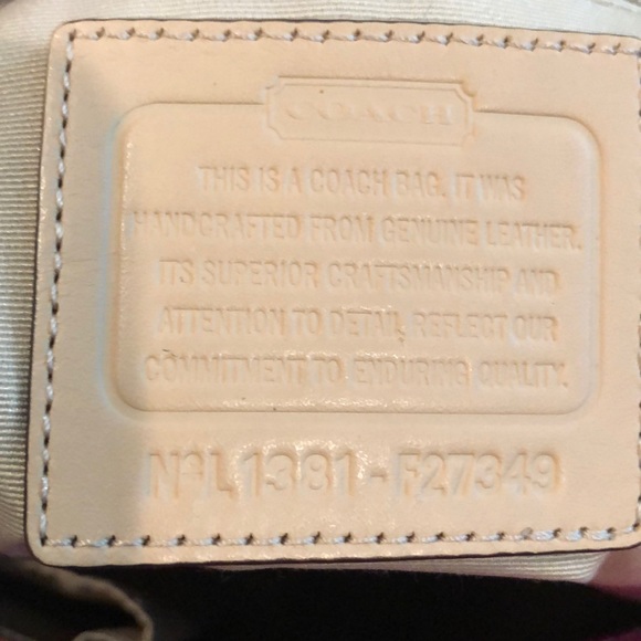 Coach tote - Picture 6 of 8